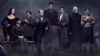 《星期三》第二季宣传剧照中的Addams一家。图片来自Netflix角色介绍资料。
